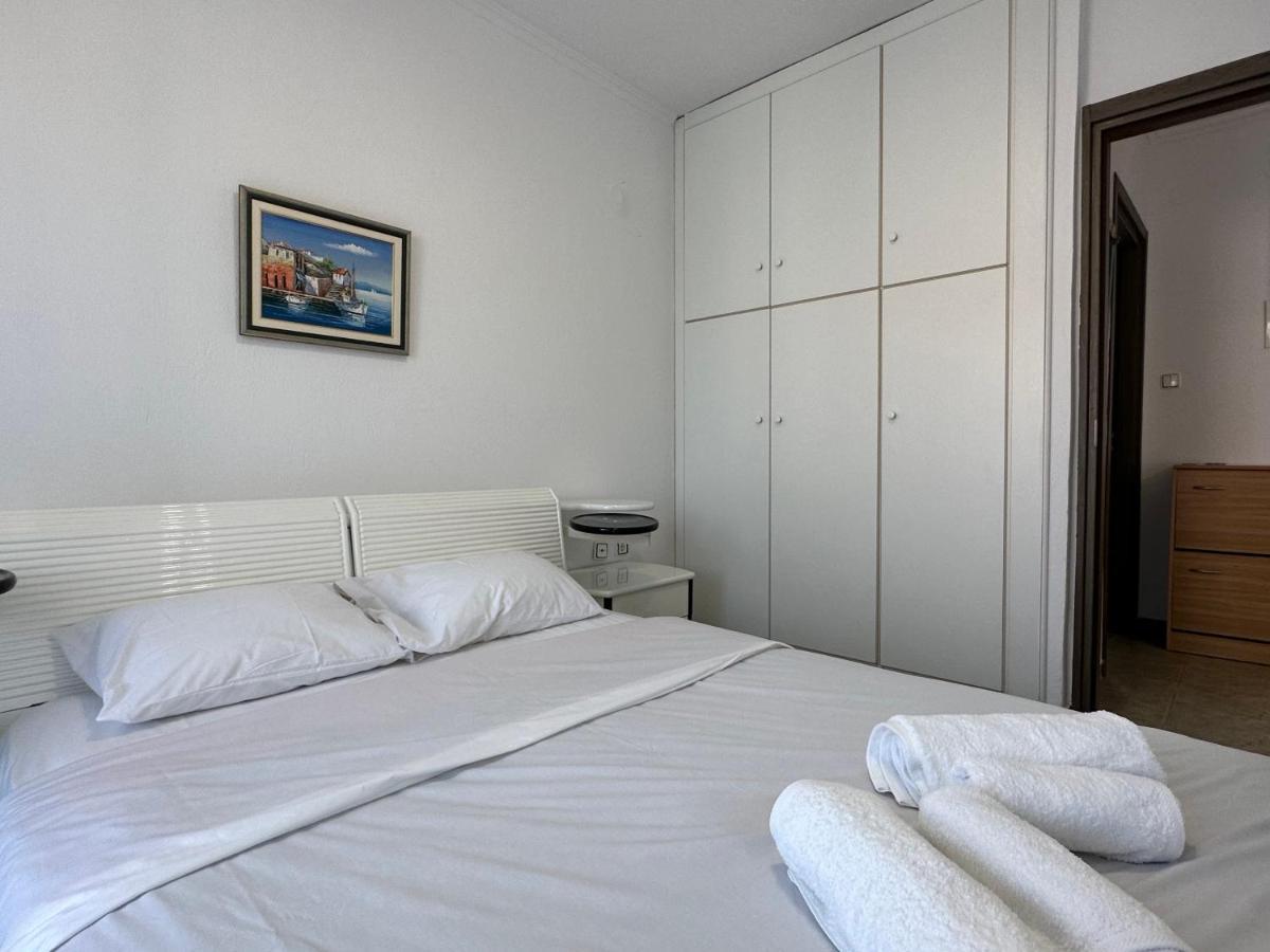 Emerald Seaside Apartment In Pefkohori Пефкохори Экстерьер фото
